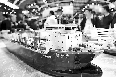 2025年中国国际海事会展在沪开幕