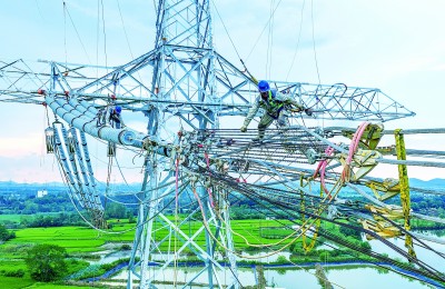 突破!向着发展最急需 突破!向着发展最急需