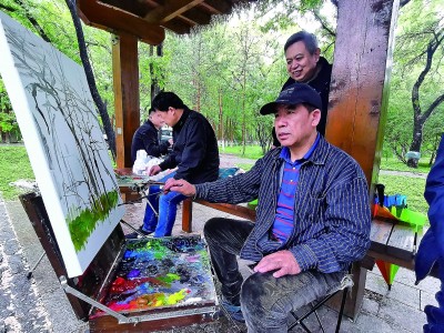 大庆版画:用刀木书写工业史诗 大庆版画:用刀木书写工业史诗