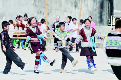 八桂同心共绘壮美画卷——广西实施“三项计划”促进各民族交往交流交融