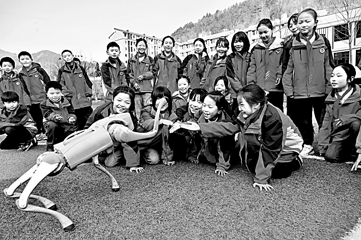 这些实验班,在大师精神引领下启智创新