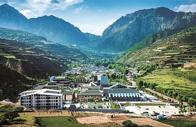 甘肃省甘南州临潭县冶力关镇池沟村：山坳里端起诗意饭碗