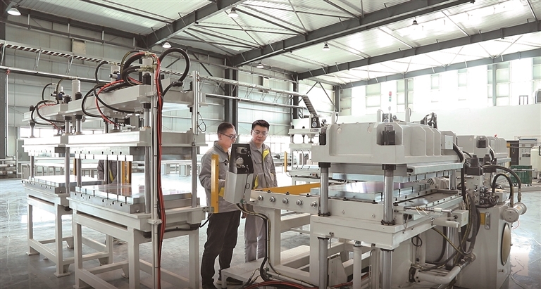 河西沐“风光” 陇电送远方 河西沐“风光” 陇电送远方