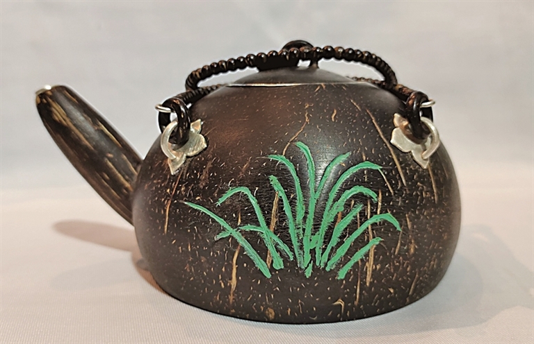 海南椰雕:一刀一刻映椰影 海南椰雕:一刀一刻映椰影