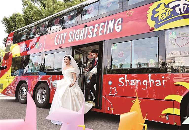 仪式“瘦身”，幸福“扩容”——当代青年人拥抱简约的婚礼形式