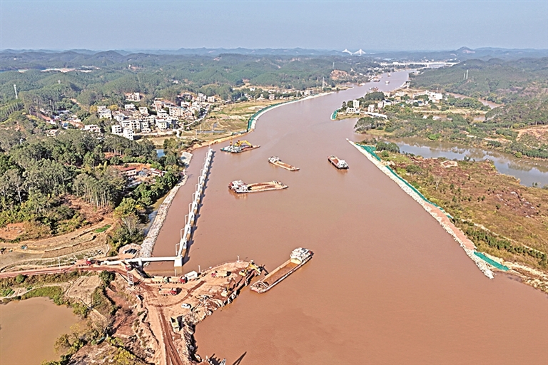 平陆运河建设忙