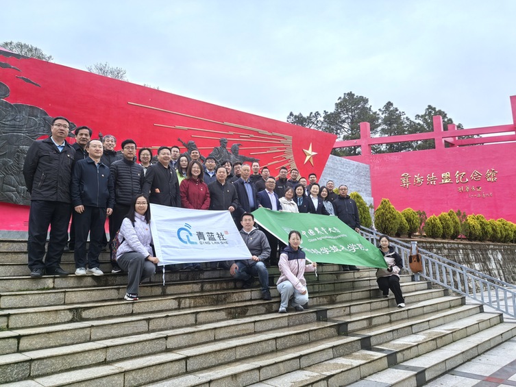 【一院一品·声入耳 理入心】以“三抓”激活理论学习“一池春水”