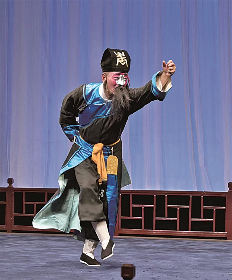 戏台上的送信人 戏台上的送信人