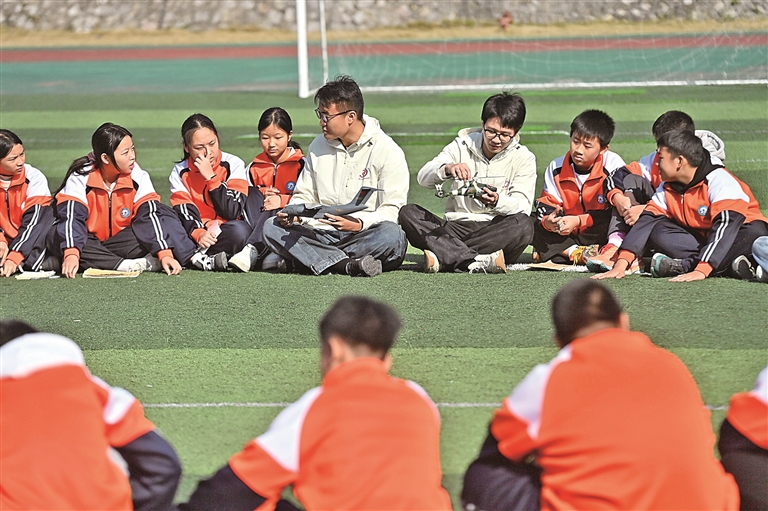 当网络梗溜进校园 如何让孩子“好好说话” 当网络梗溜进校园 如何让孩子“好好说话”