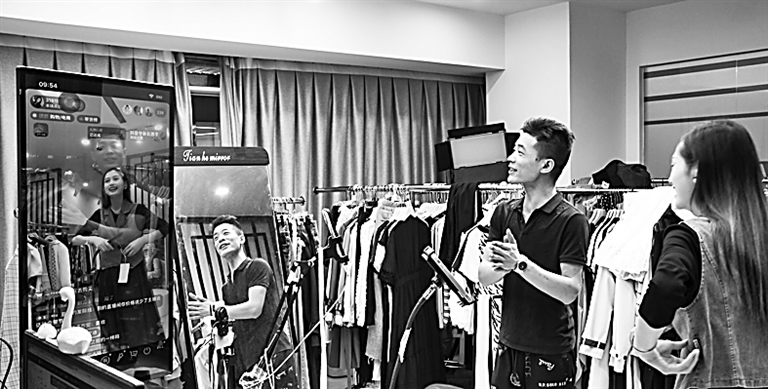 湖北武汉汉正街：五百年商街“潮”向全球