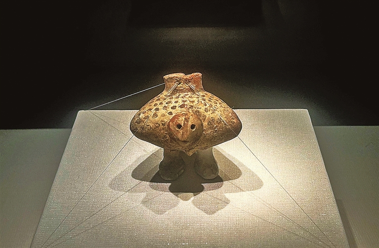 讲述一段跨越4000余年的文明传播故事 “从黄河到天山——史前彩陶的西渐之路”文物大展在甘肃展出