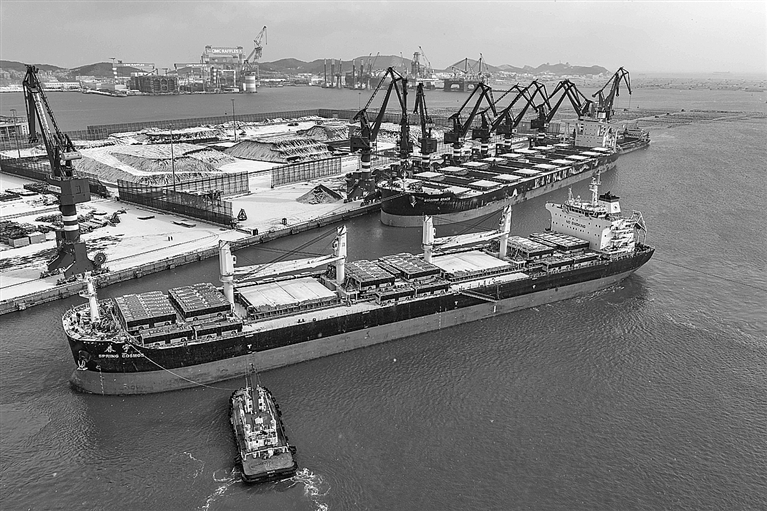 山东烟台：天然气公交车出口墨西哥