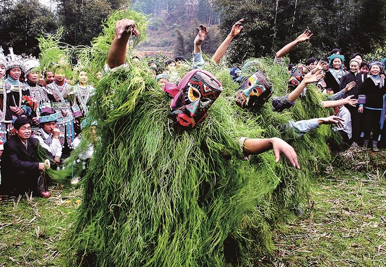 融水坡会祈丰年