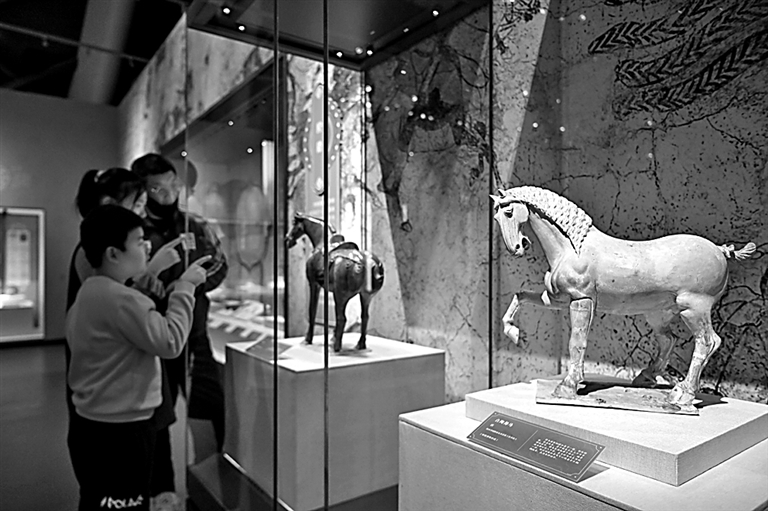 唐诗中的长安元日习俗