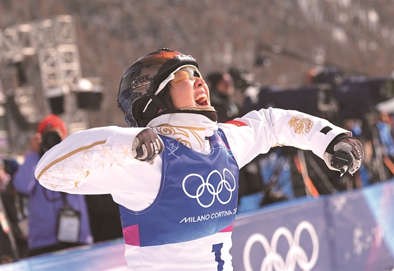 【米兰冬奥会特别报道】苏翊鸣徐梦桃为中国队连夺两金