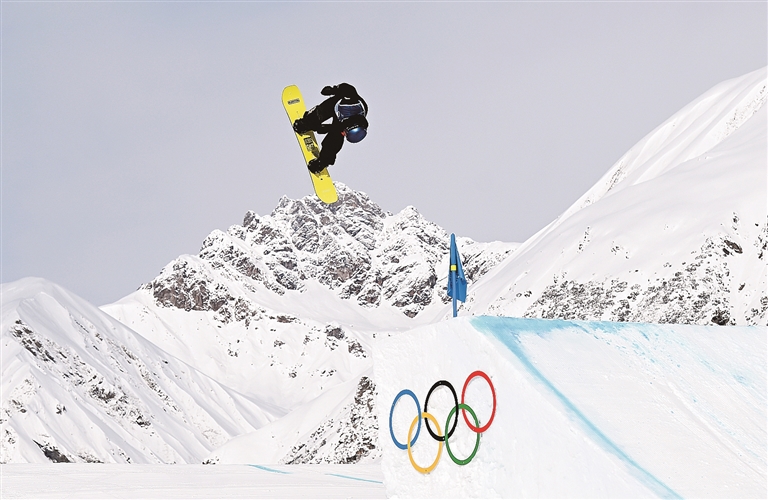 【米兰冬奥会特别报道】苏翊鸣徐梦桃为中国队连夺两金