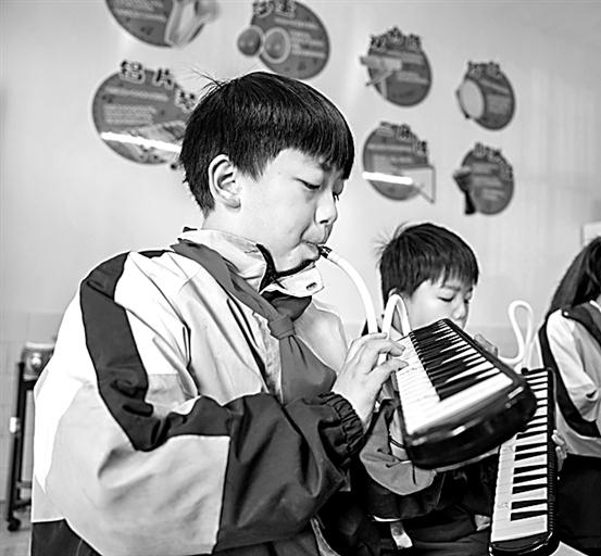 在音乐中认识自我、感知世界 在音乐中认识自我、感知世界