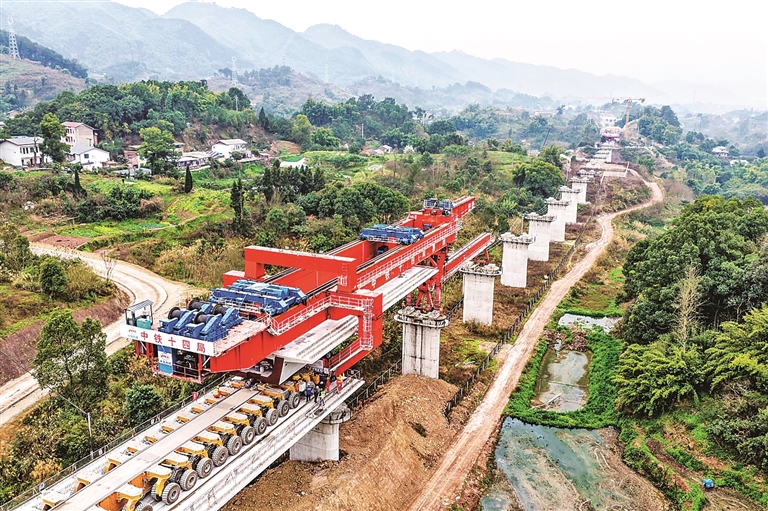 西渝高铁重庆段节后复工复产