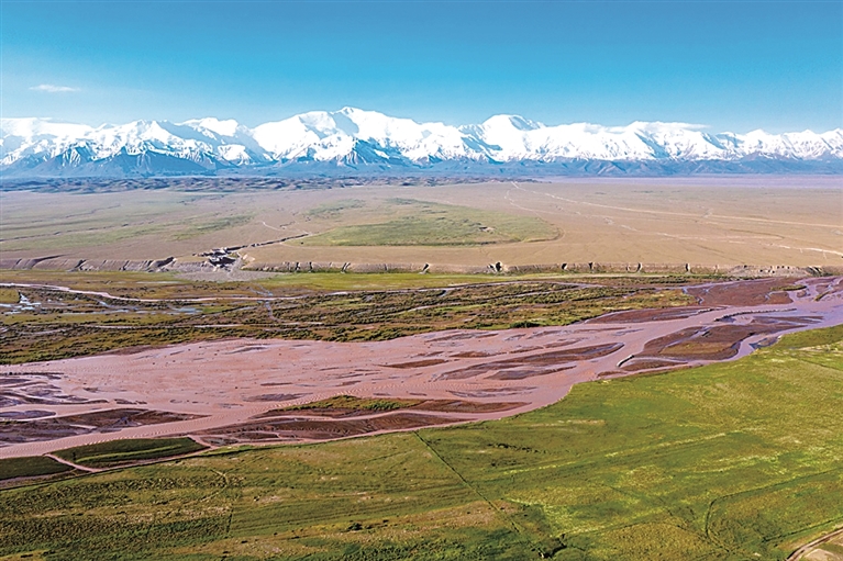 地理是历史的主角之一——评《葱岭之外：亚欧文明的十字路口》