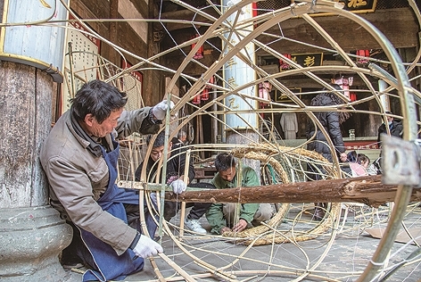 古村嬉鱼灯 古村嬉鱼灯
