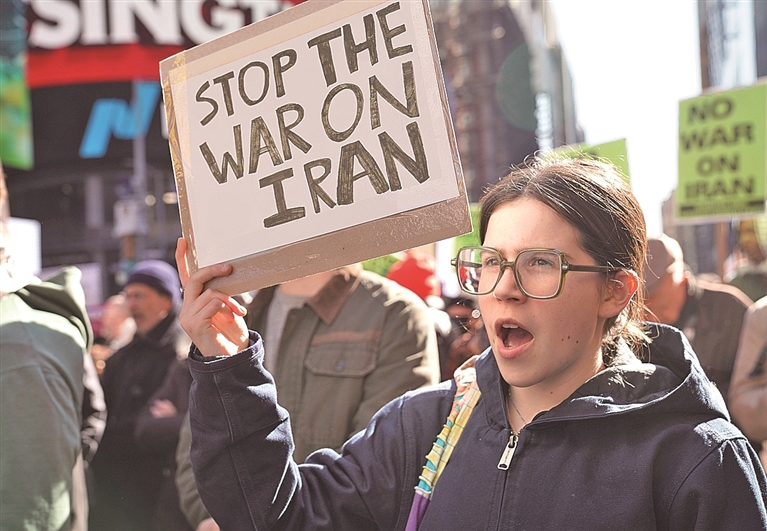 伊朗领导人哈梅内伊遇害 美以军事行动祸乱中东 伊朗领导人哈梅内伊遇害 美以军事行动祸乱中东