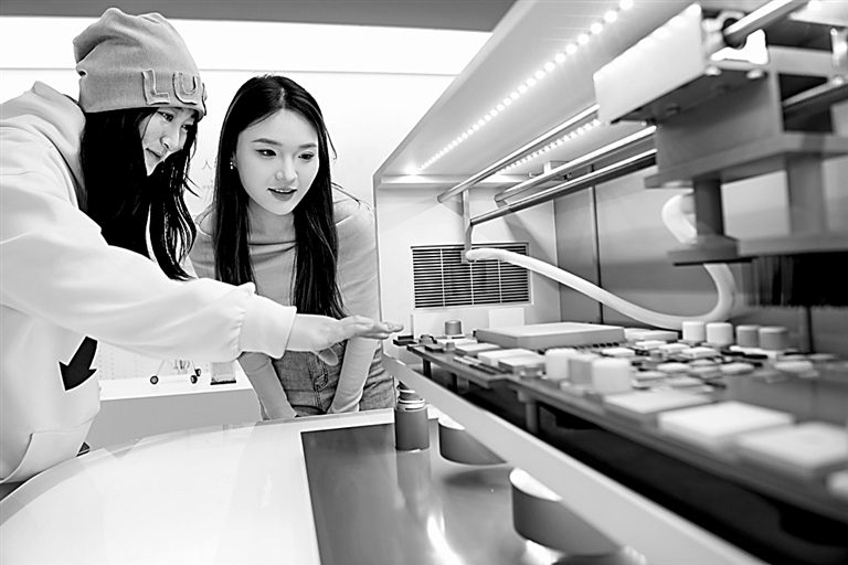 锚定“十五五”关键期 构建教育科技人才一体发展新格局