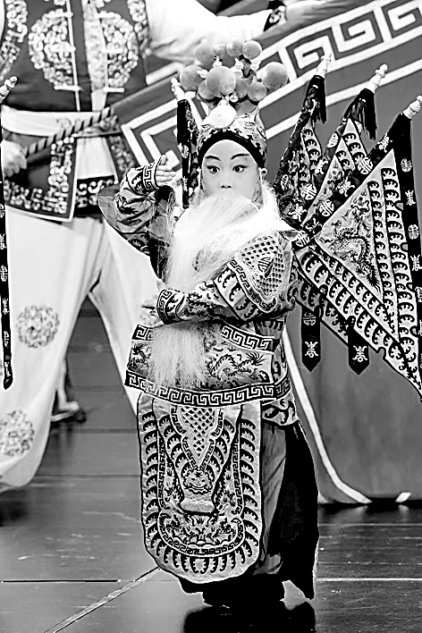 春晚戏曲节目：是岁时欢乐，也是“文化景观”