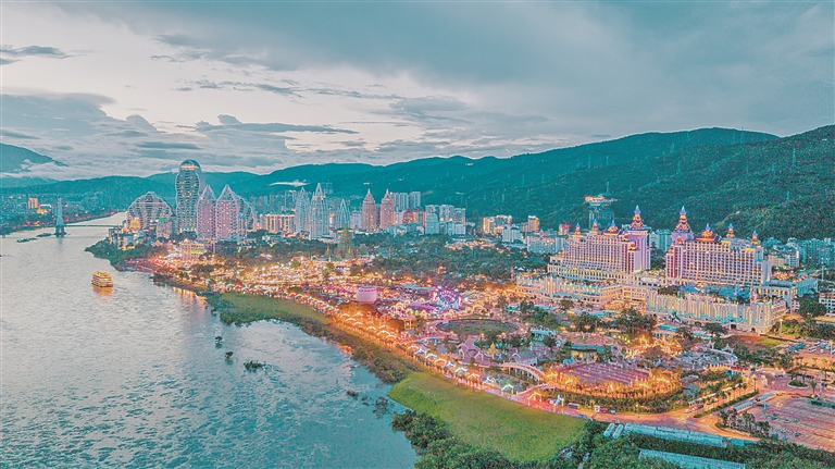 经济总量连续跨越新关口 经济总量连续跨越新关口