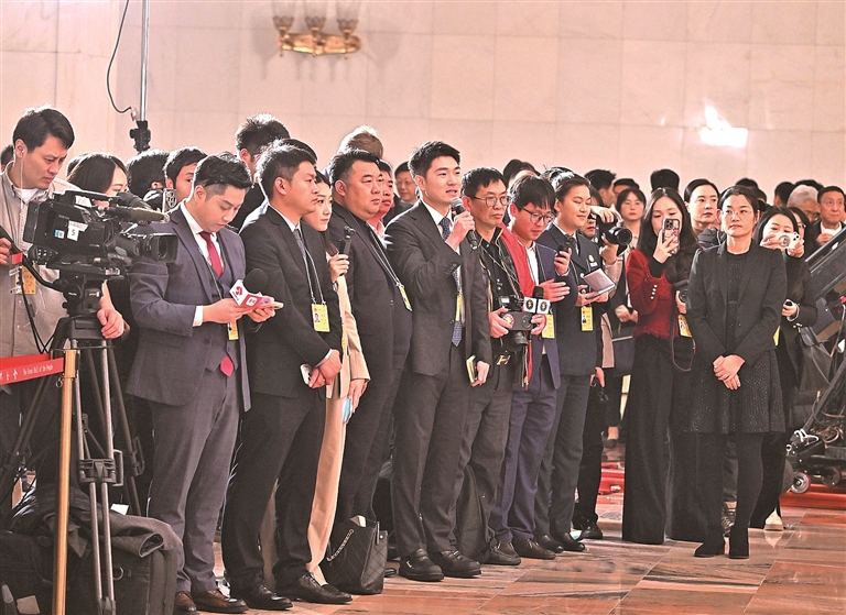 传递群众声音 回应人民期盼