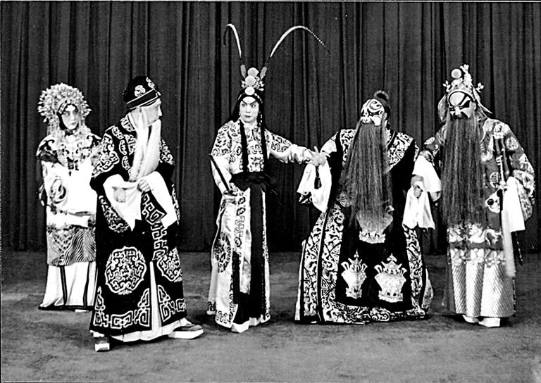 经六十七年沉淀 集诸家流派大成——北京京剧院保留剧目《赵氏孤儿》