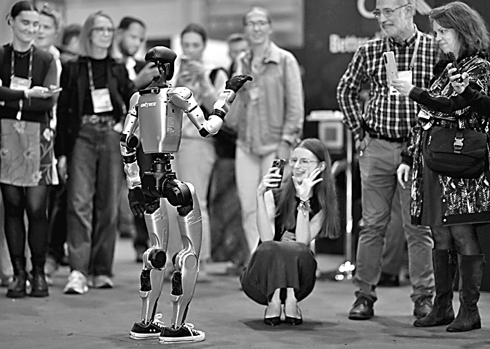 竞合共进 规范先行：全球具身智能的发展与治理