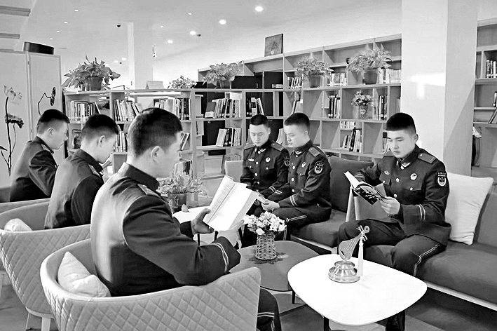 繁荣强军文化 汇聚兴军力量