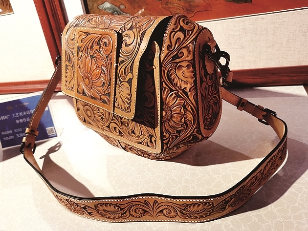 旅顺皮雕：一刀一刻凝匠心