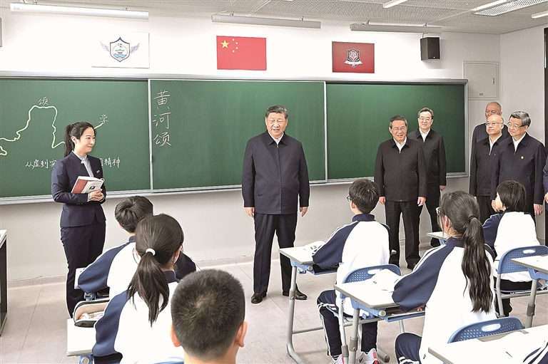 习近平：牢牢把握雄安新区功能定位 努力建设新时代创新高地和推动高质量发展样板