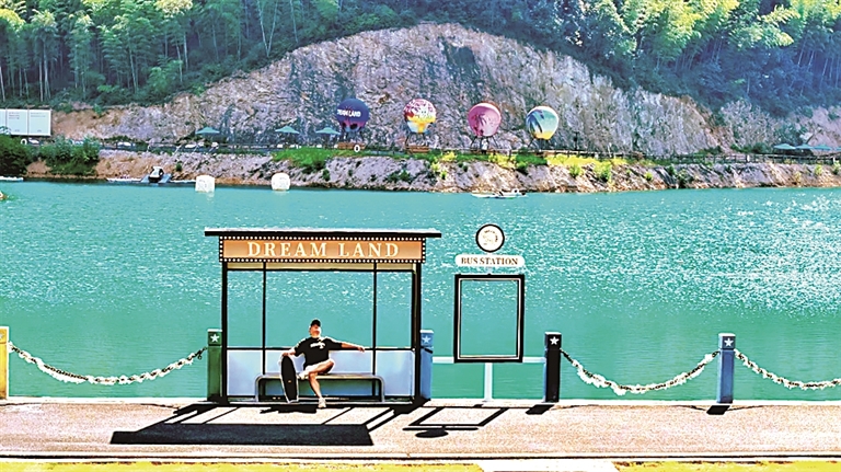 浙江省安吉县石鹰村：好风景带来好前景