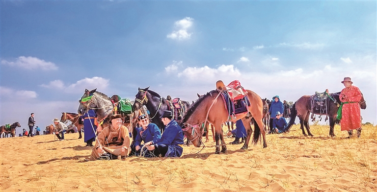 内蒙古乌审旗：草原蹄鼓踏流韵