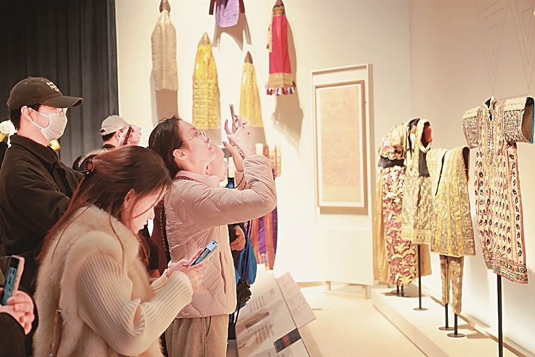 成都博物馆：承古蜀文脉 启天府新程