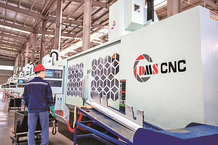 夯实高质量发展智造根基——重庆綦江让实体经济焕新出彩 夯实高质量发展智造根基——重庆綦江让实体经济焕新出彩