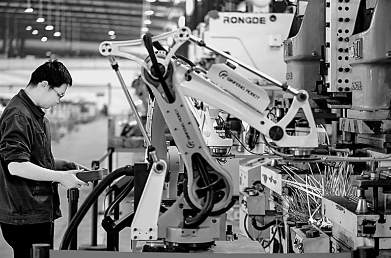 智能经济形态日益焕新