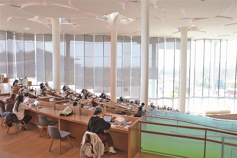 图书馆，向“更智慧”迈进