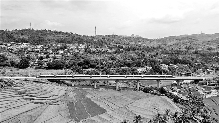 锻造复合型语言人才 赋能“一带一路”建设 锻造复合型语言人才 赋能“一带一路”建设