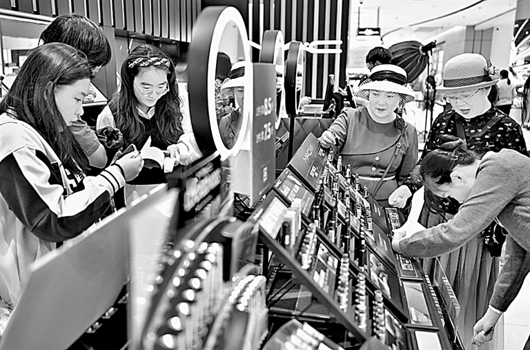 擦亮“中国服务”金字招牌 擦亮“中国服务”金字招牌