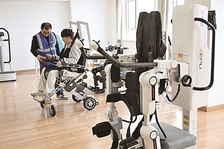 场景训练赋能康养机器人走进现实生活