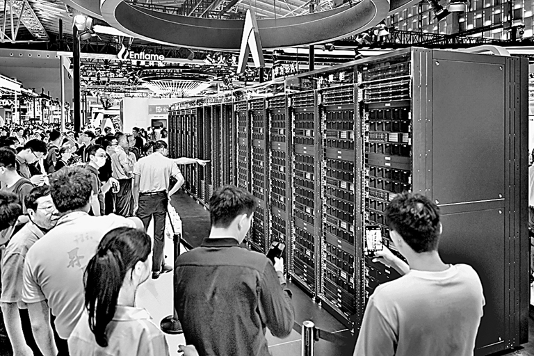 光子芯片,破解算力之困 光子芯片,破解算力之困