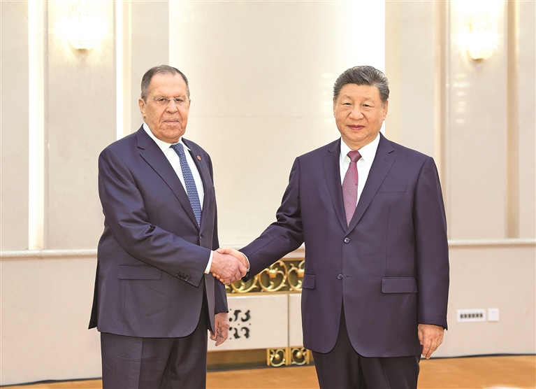 习近平会见俄罗斯外长拉夫罗夫 习近平会见俄罗斯外长拉夫罗夫