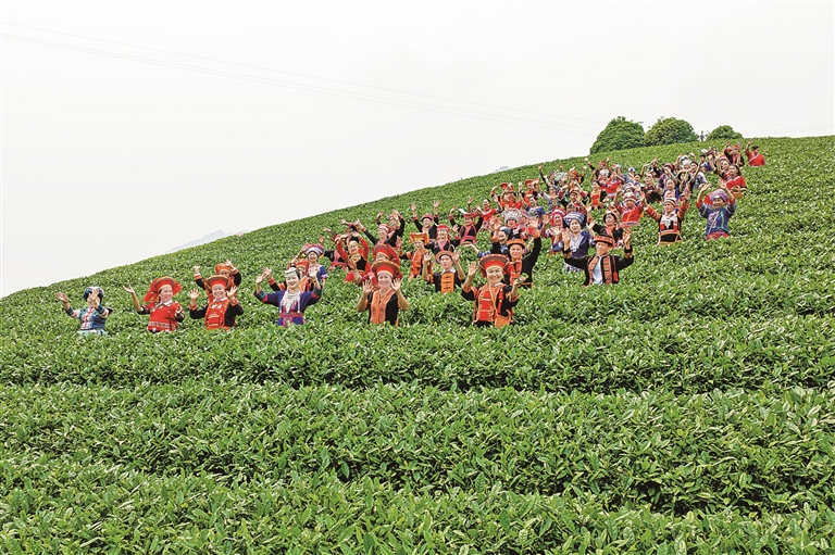 三月三“趣广西”：和徐霞客一起赶趟春天的集
