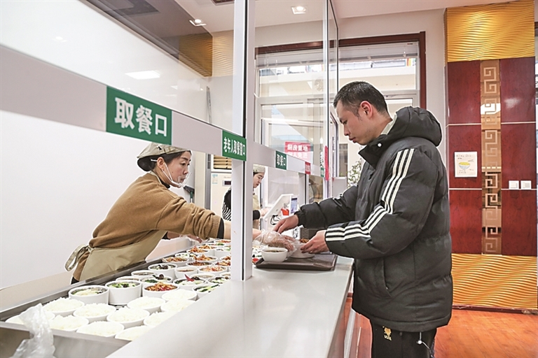 打开“围墙” 让公共资源“活”起来