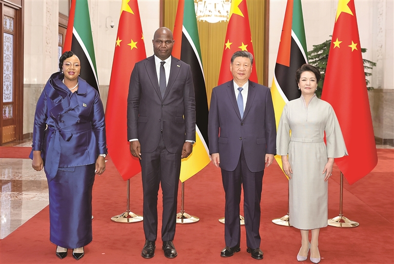 习近平同莫桑比克总统查波会谈