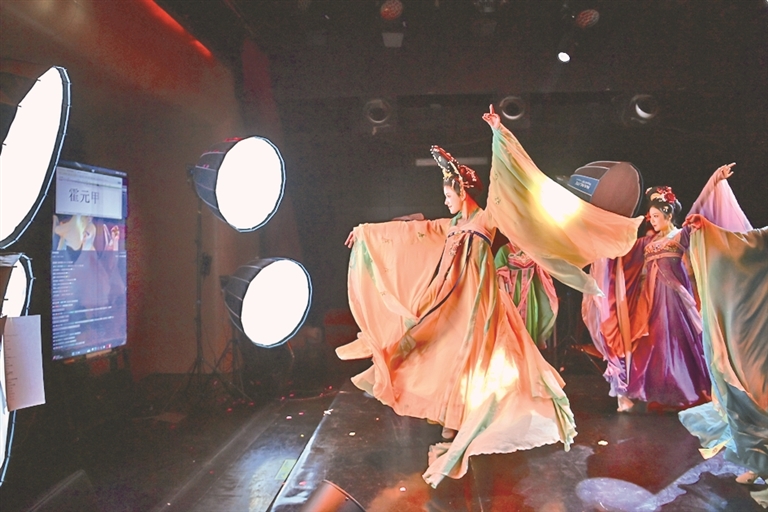 算法深度介入网络文艺，人类主体价值应更为凸显