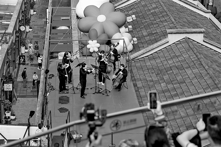 观众成为剧中人，“沉浸”更有吸引力